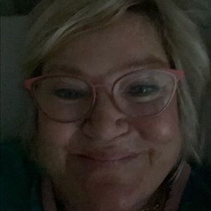 Meet your Posher, Deborah